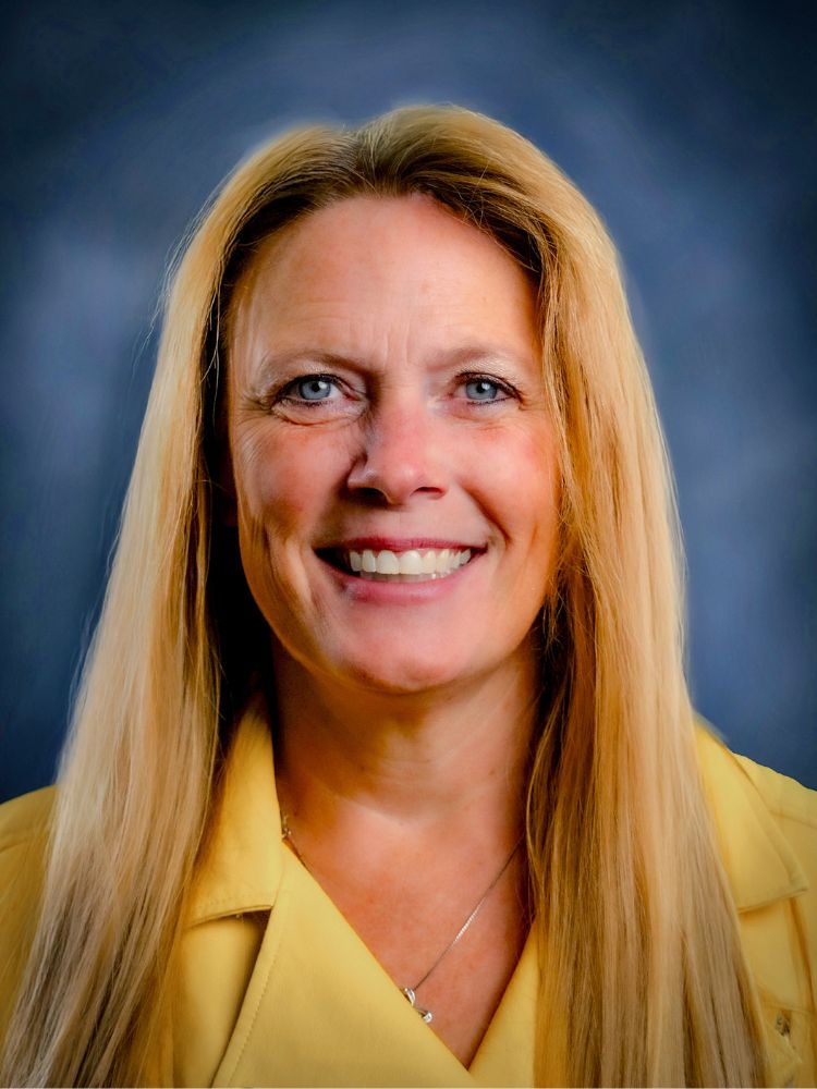 Jill Altringer headshot